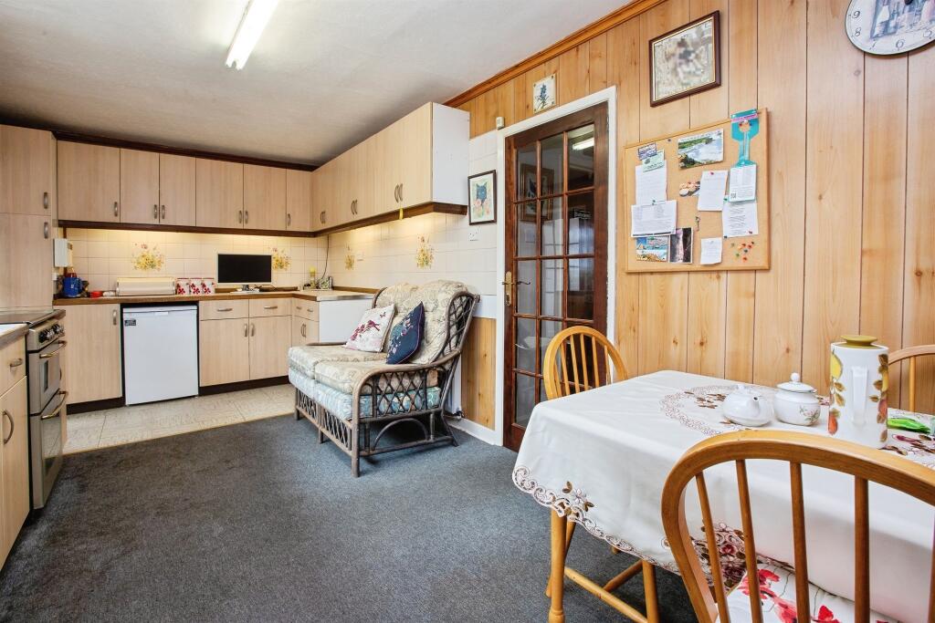 House in Amber Valley, Heanor and Loscoe CP - View 4