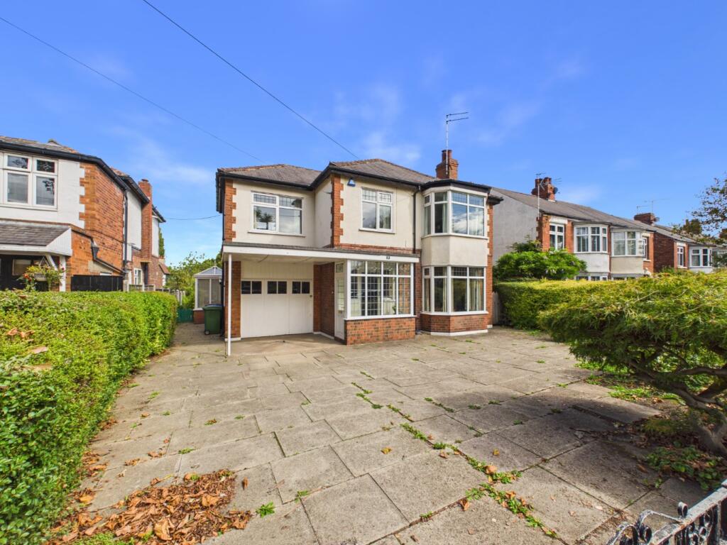 House in Hull - View 2