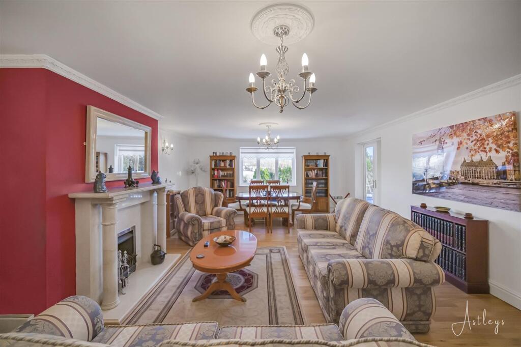 House in Swansea, Craig-Cefn-Parc - View 5