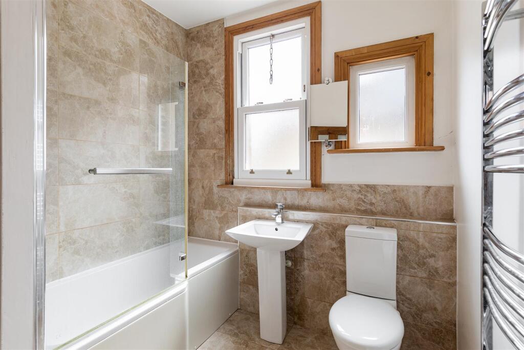 Apartment in London - View 5