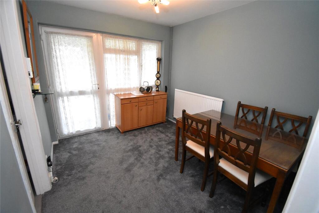 Kirton Way, Houghton Regis, Dunstable, Bedfordshire, LU5 photo 3