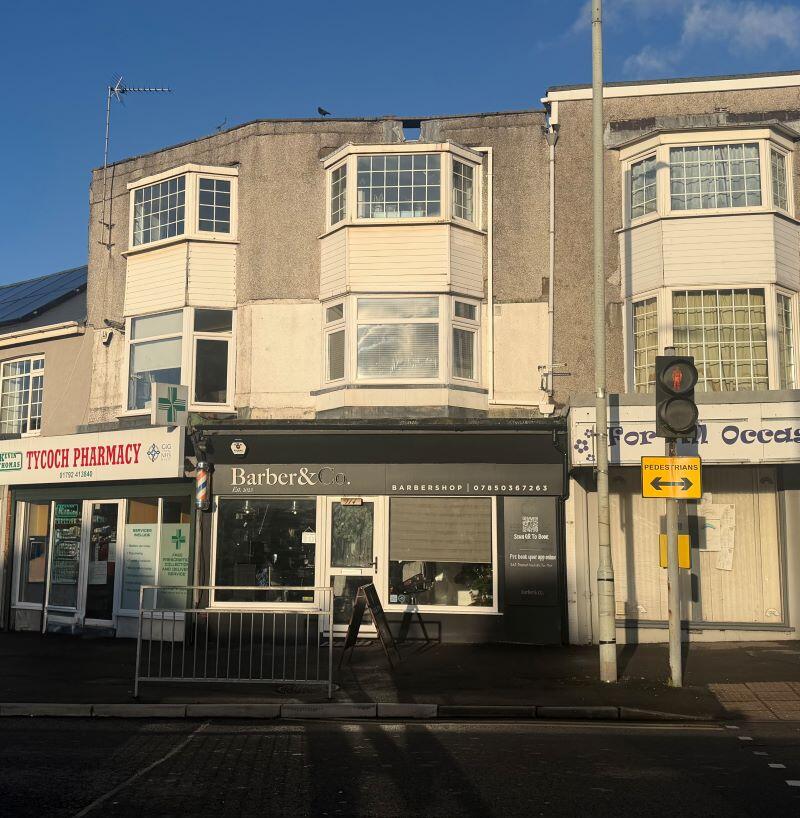 Main image of property: 114B Tycoch Road, Sketty, Swansea, West Glamorgan, SA2 9EQ