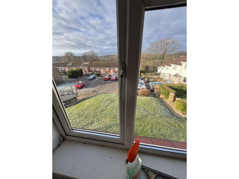 Apartment in Redhill - View 4
