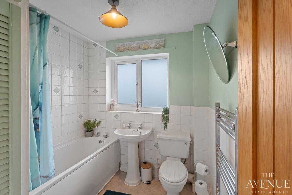Launceston Close, Winsford, Cheshire, CW7 1LY photo 3