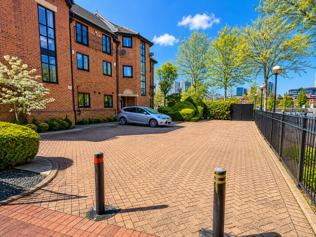 Main image of property: Merchants Quay, Salford, M50