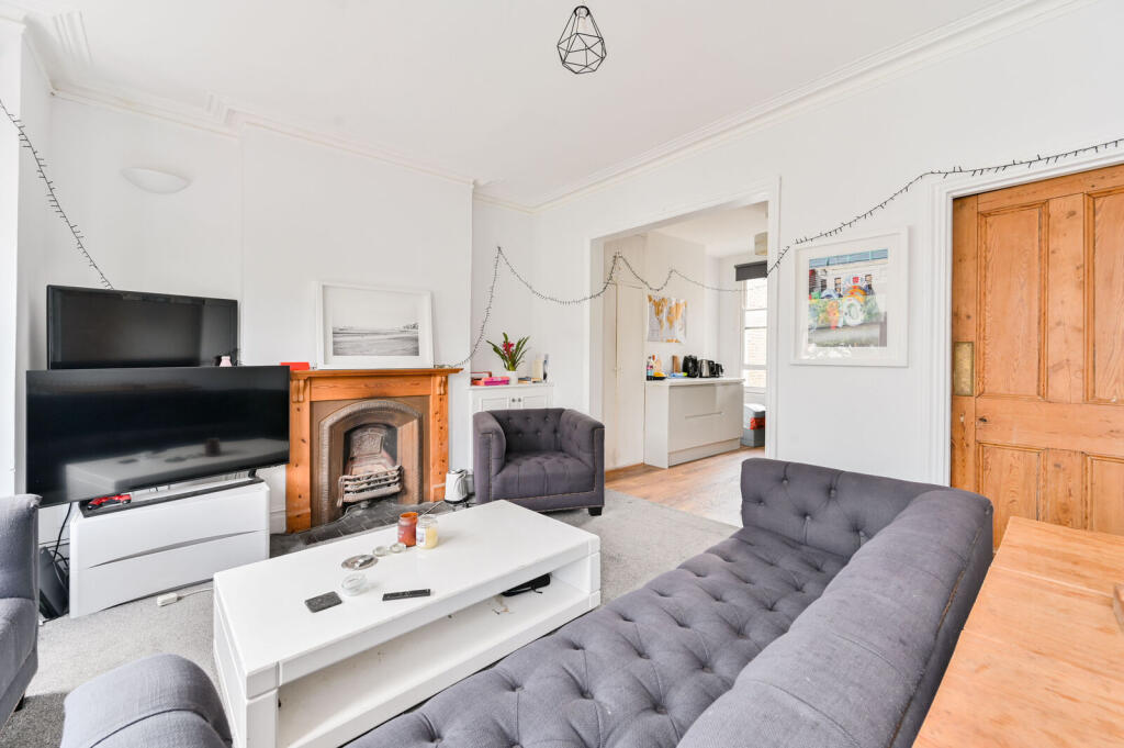 Apartment in London - View 3