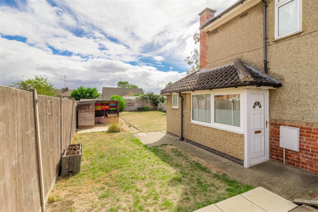 House in Northampton - View 3