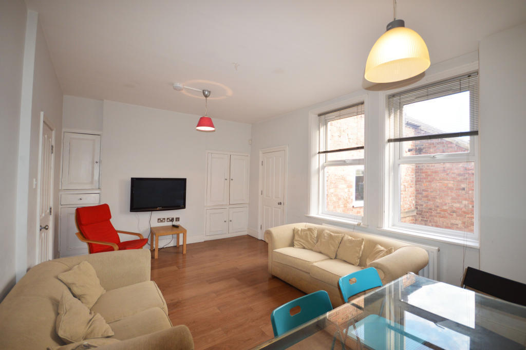 Main image of property: £125pppw - Buston Terrace, Jesmond, Newcastle Upon Tyne
