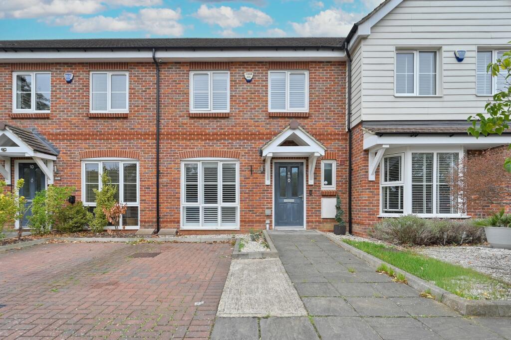 3-bed terraced on Woodside Road, Abbots Langley, WD5, £575,000
