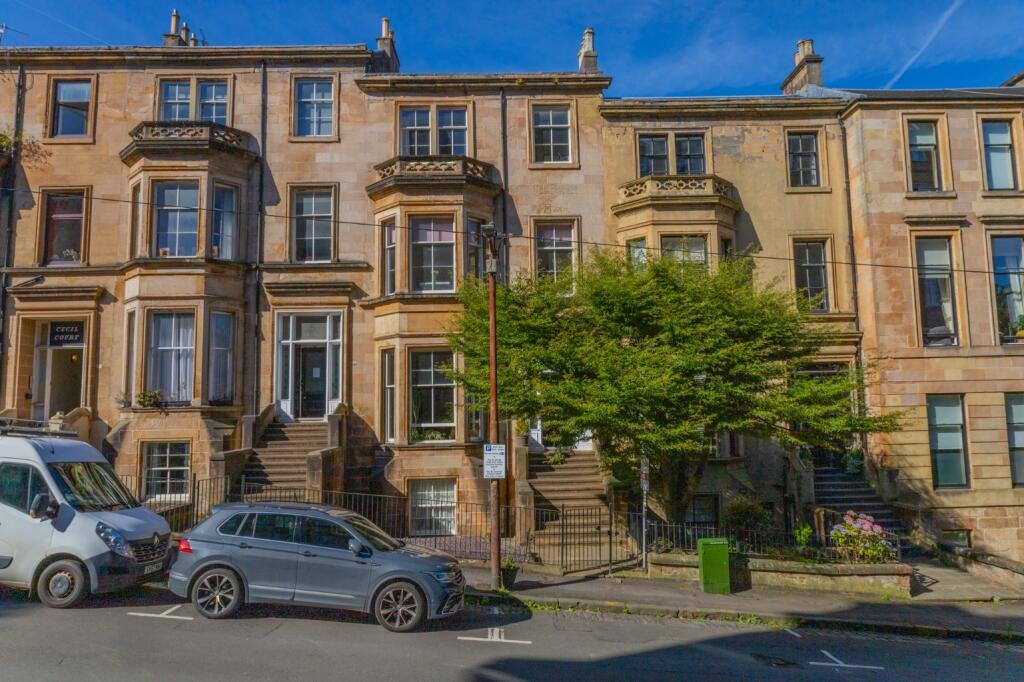 Main image of property: Flat B/1 16 Cecil Street Glasgow G12 8RQ