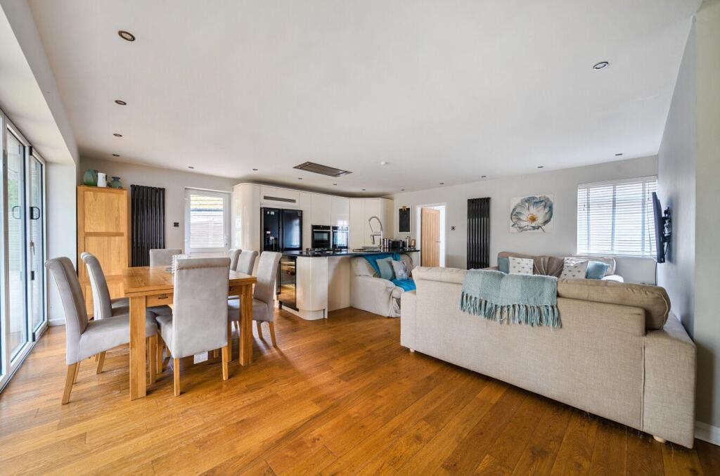 House in Bournemouth, Bournemouth, Christchurch and Poole - View 2