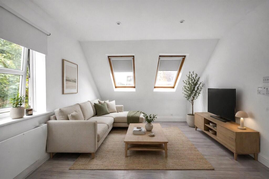 Main image of property: Riggindale Road, London, SW16
