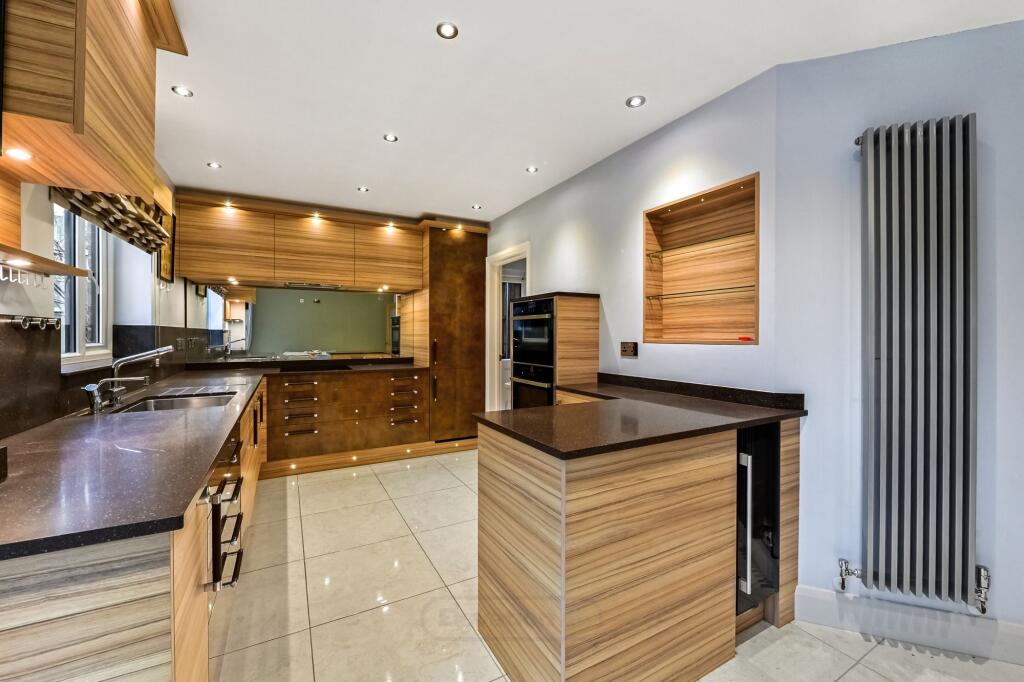 Bodnant Court, Westcroft, MK4 photo 2