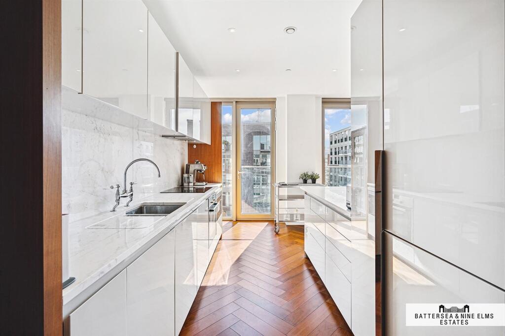 Apartment in London - View 3