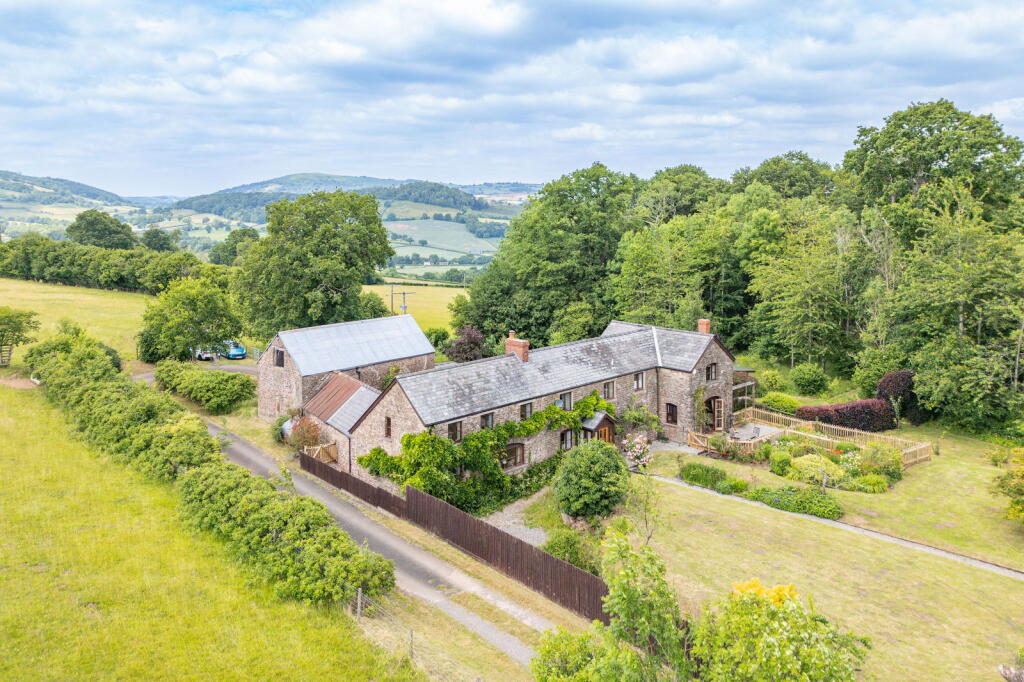 Main image of property: Cae-Graig, Newcastle, Monmouth, NP25 5NU