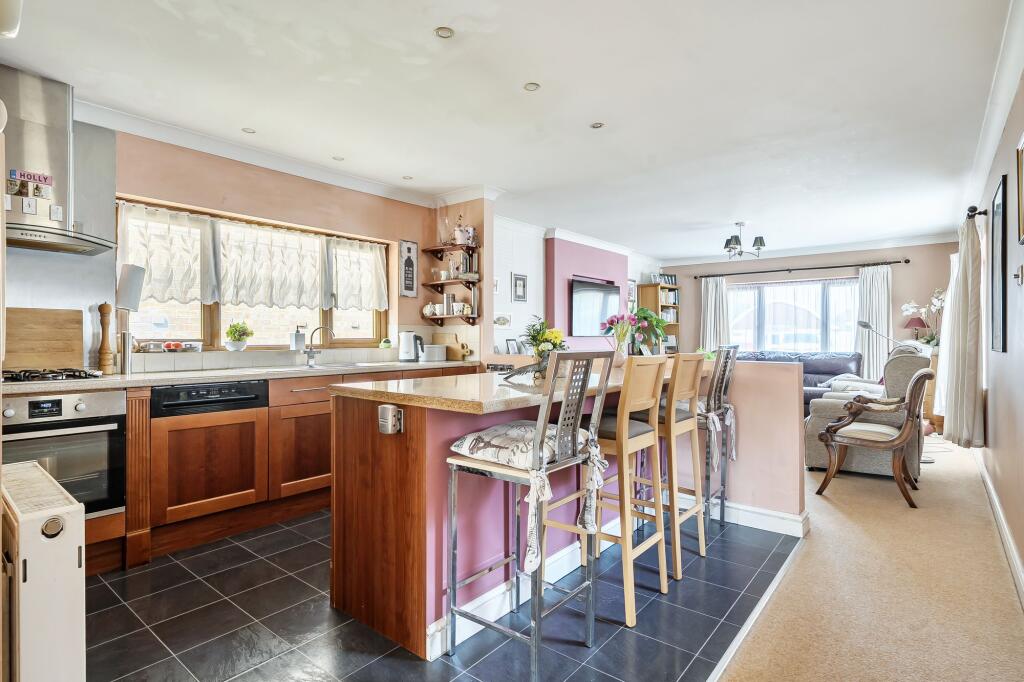 House in Durrington, Wiltshire - View 3