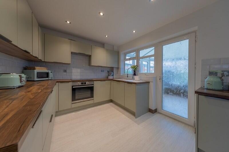 Blackthorn Drive, Syston, Leicester, Leicestershire. LE7 1YT photo 4
