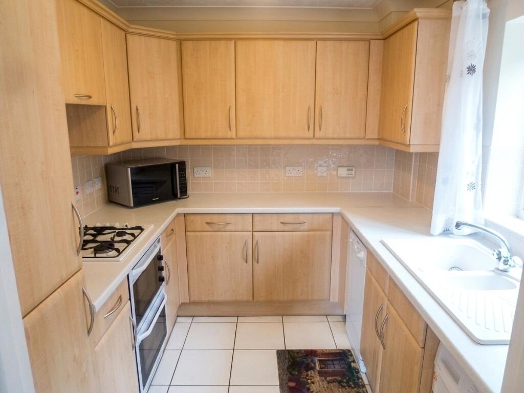 Apartment in Reading - View 4
