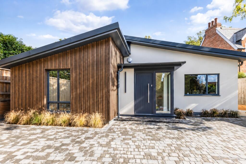 Main image of property: Leatherhead Road, Oxshott, Leatherhead, Surrey, KT22