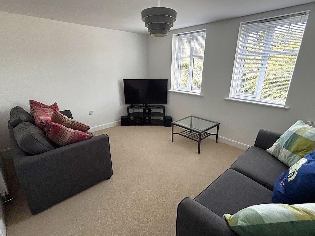 House in Llanfoist - View 5