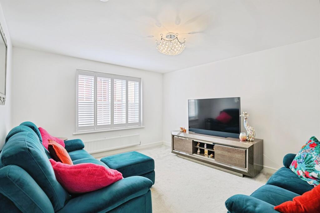 House in Ipswich - View 5