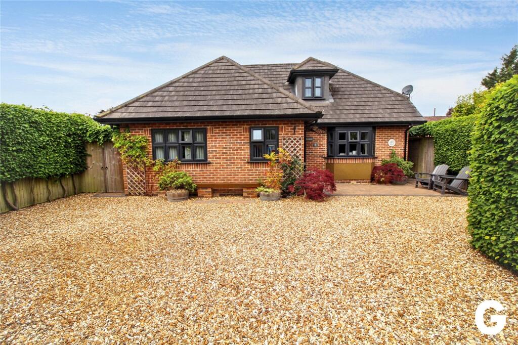 Main image of property: 6 Linbrook Court, Ringwood, Hampshire, BH24