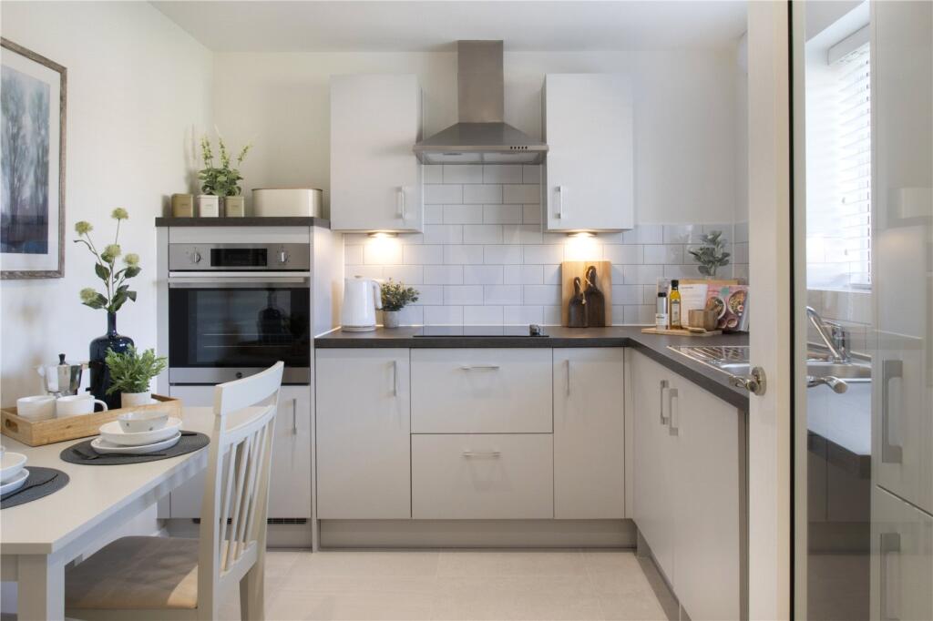 Swan Lane, Evesham, Worcestershire - More