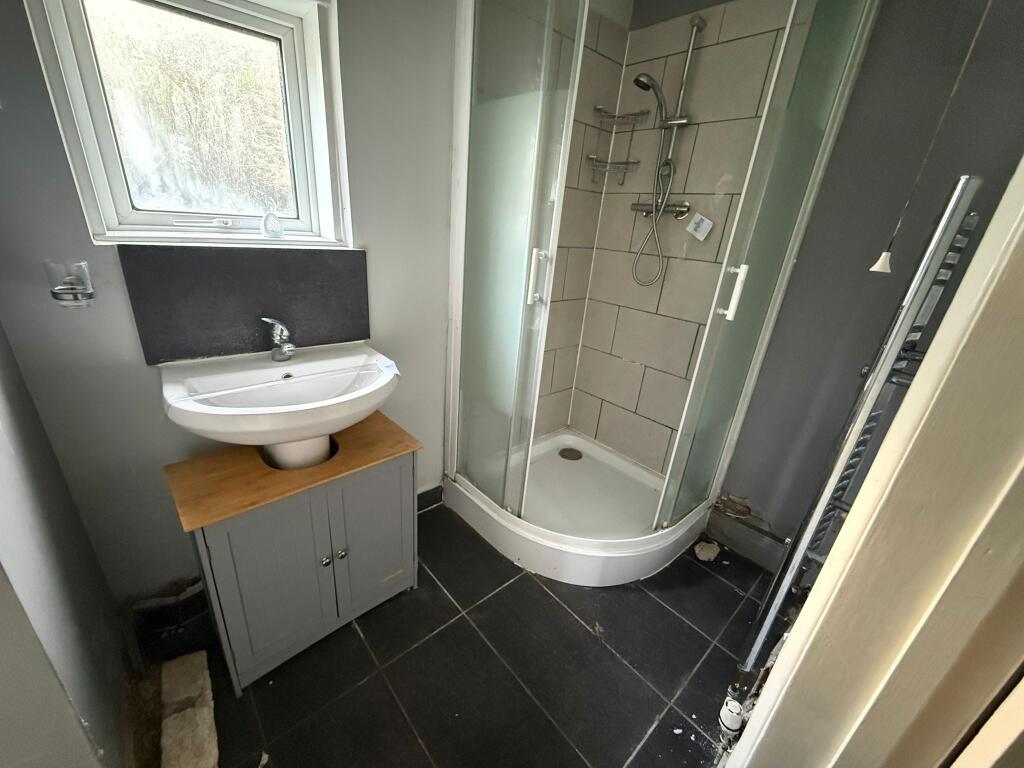 Apartment in Eastbourne, East Sussex - View 5