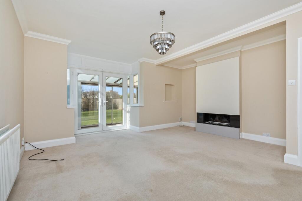 Sea Place, Goring-By-Sea, BN12 photo 2