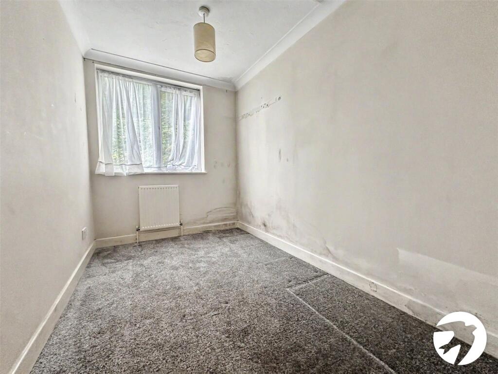 Apartment in Rochester - More