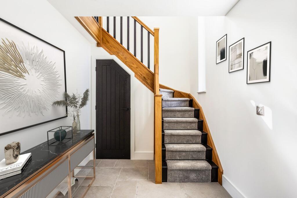 Mayfield, Thornton Road, North Owersby photo 4