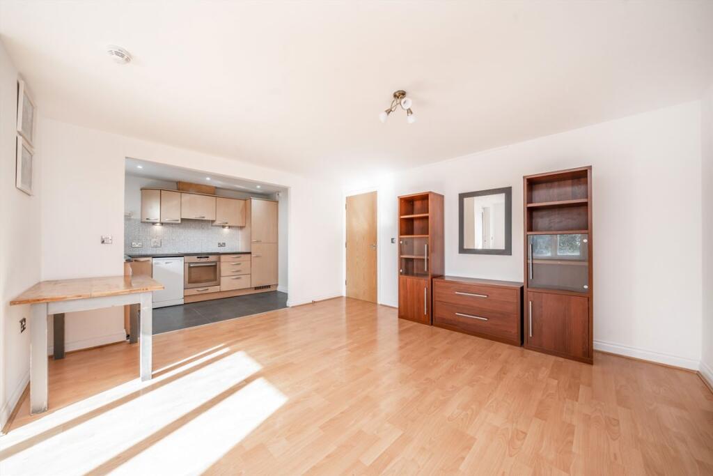 Apartment in London - View 3