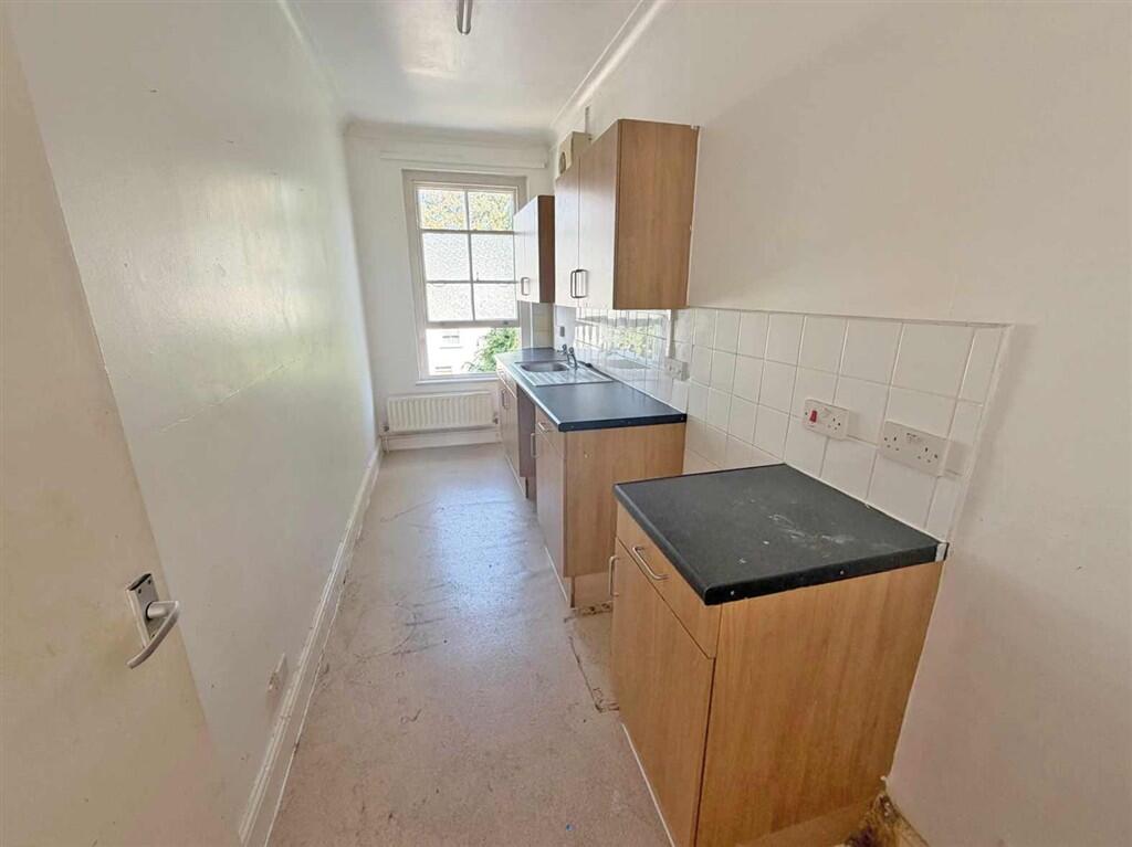 Apartment in London - View 3