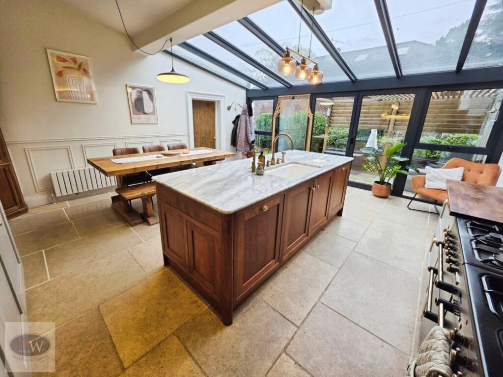 House in Bradford - View 3