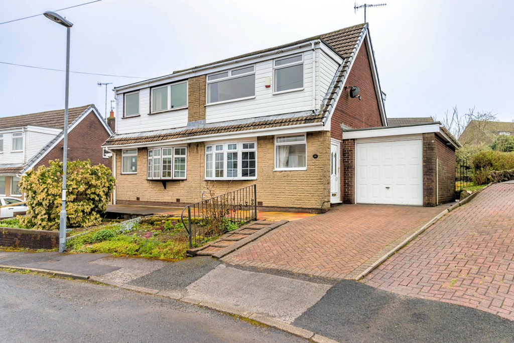 3-bed semi-detached on Seven Acres, Delph, Saddleworth, £335,000