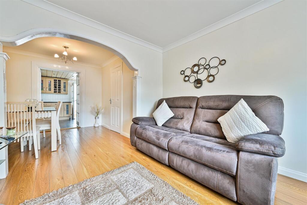 House in Carluke, Crawforddyke - More