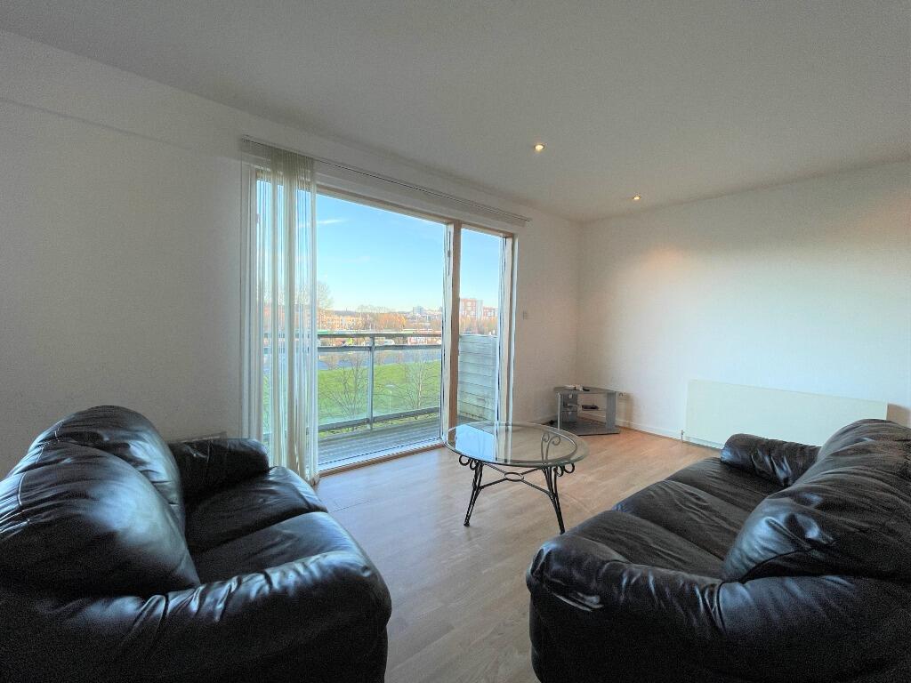 Apartment in Glasgow - View 4
