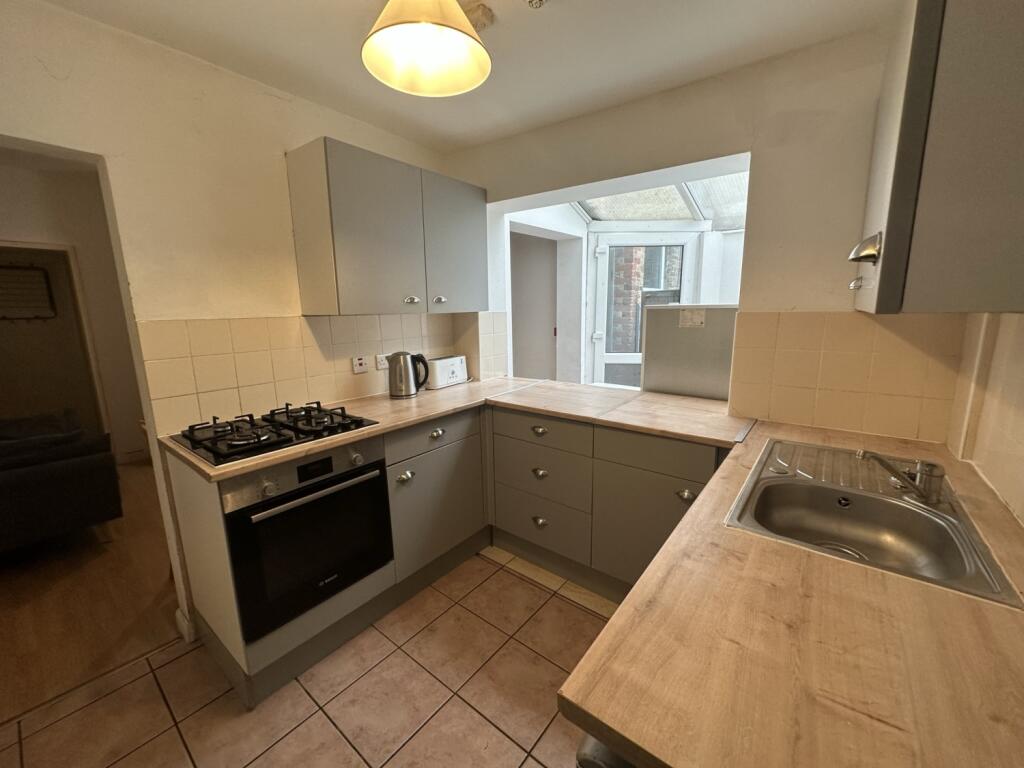 House in Twickenham - View 3