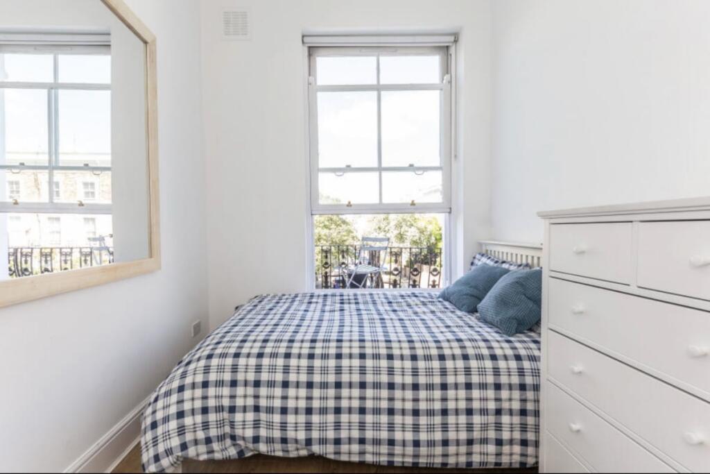 Apartment in London - More