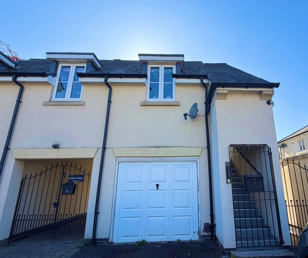 Main image of property: Campriano Drive, Warwick