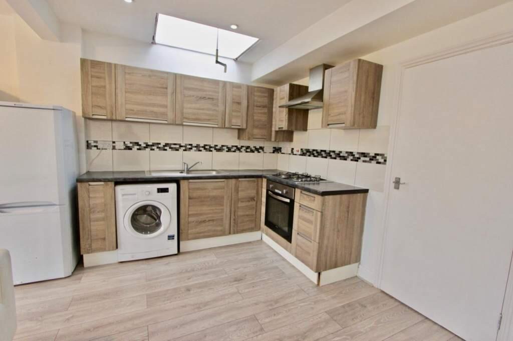 Apartment in Harrow - View 3