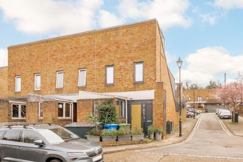 Main image of property: Buchan Road, Peckham