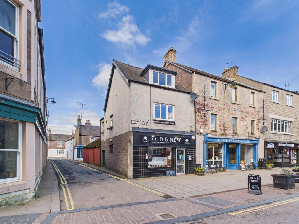 Main image of property: Flat 1R, The Cross, Coupar Angus, PH13 9DA