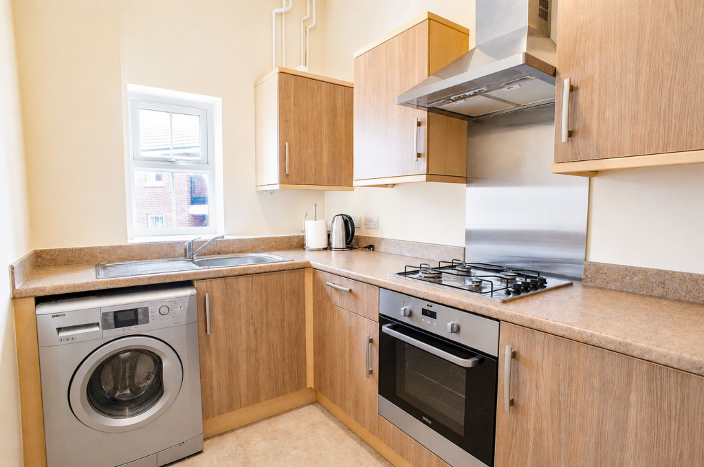 Apartment in Swindon, Woodshaw, Wiltshire - View 3