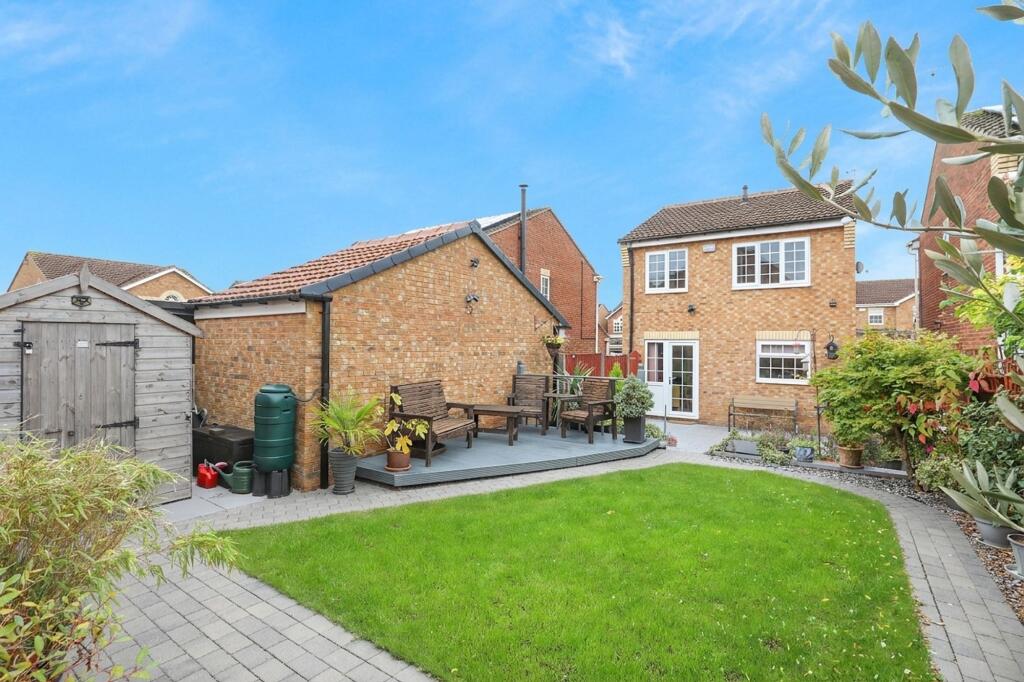 House in Chesterfield, Staveley CP - View 3