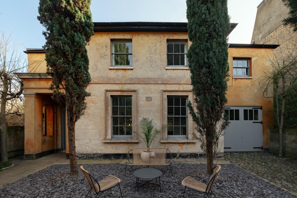 Main image of property: Priory Grove, London, SW8