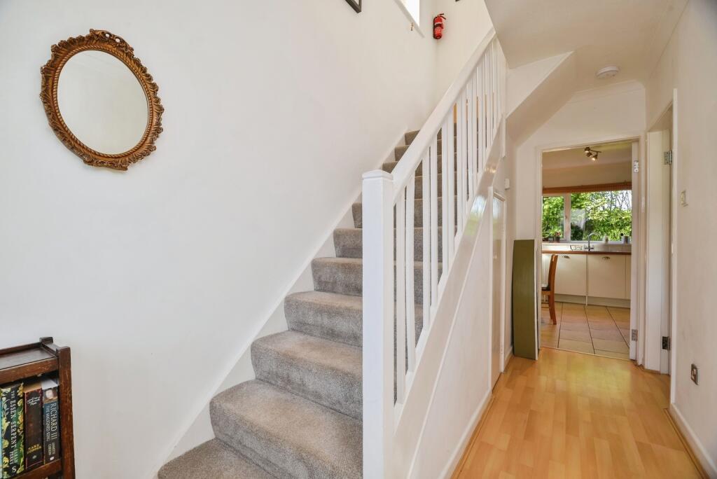 House in York, Newholm-cum-Dunsley - View 2