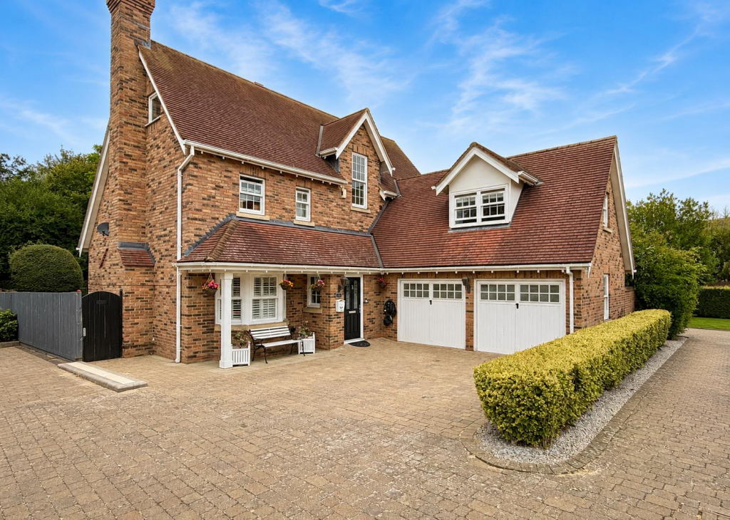 Main image of property: Petworth Close, Great Notley, Braintree