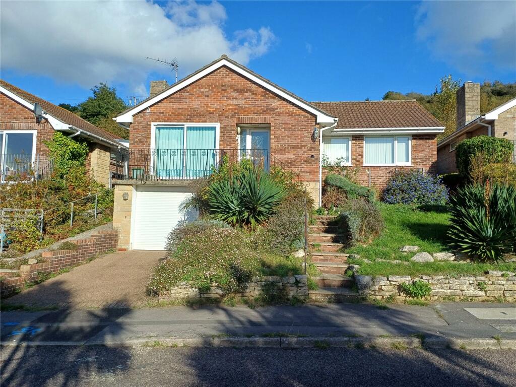 3-bed bungalow on Slades Green, Bridport, Dorset, DT6, £375,000
