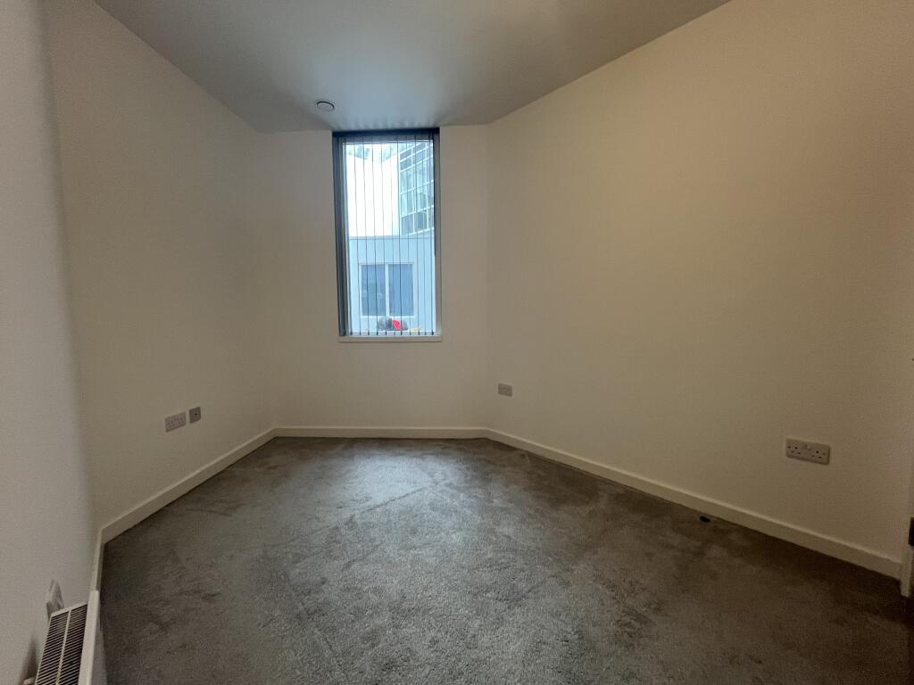 Apartment in Peterborough - More